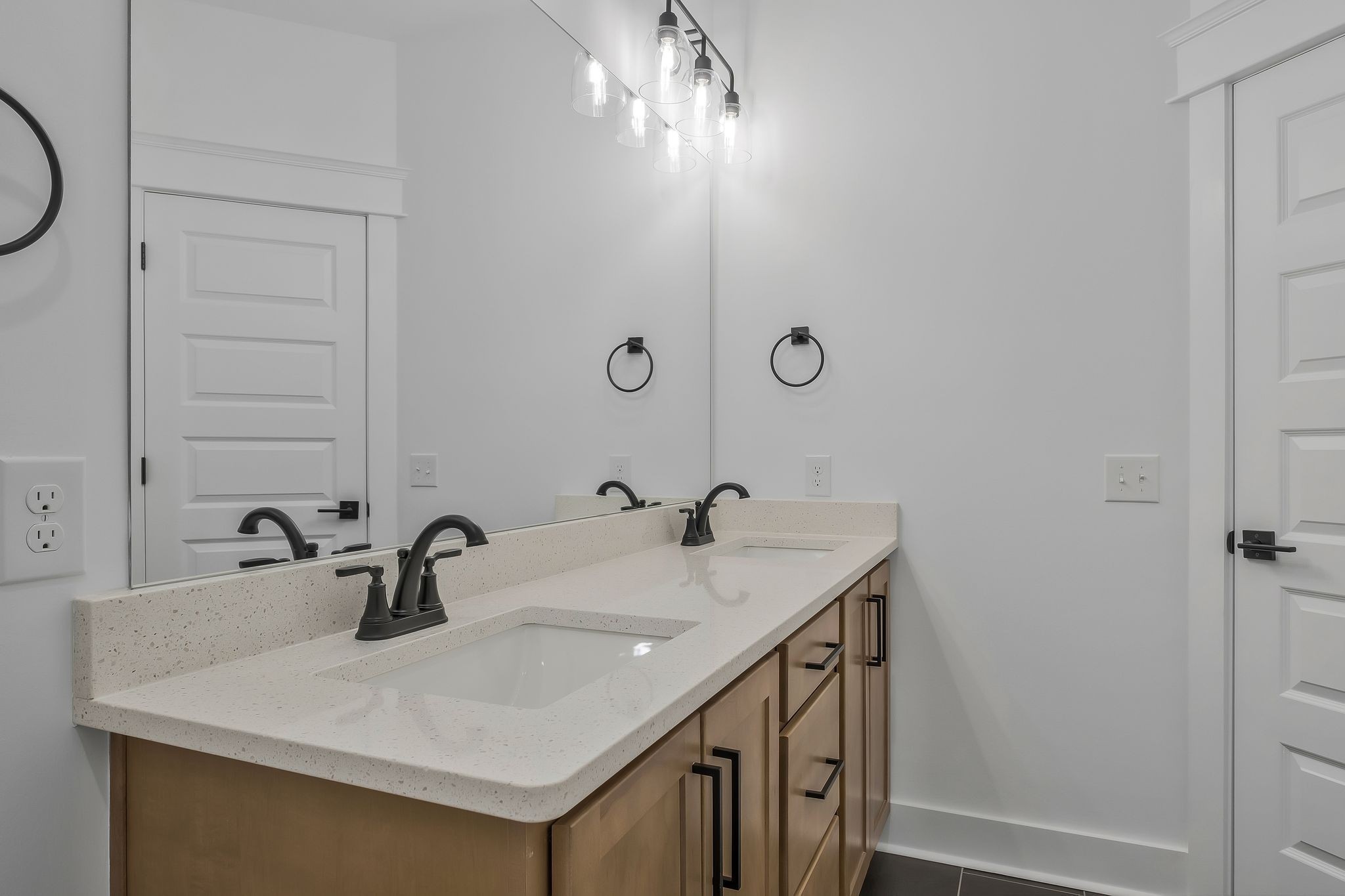 82 Russell Court Lebanon TN 37087