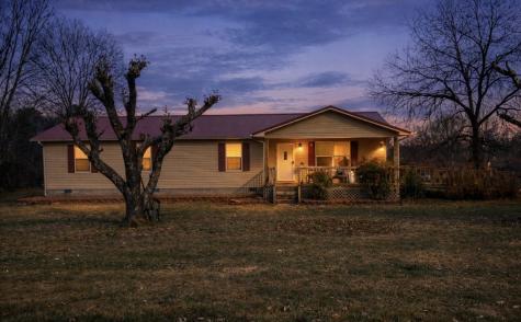 188 65th Avenue Palmer TN 37365