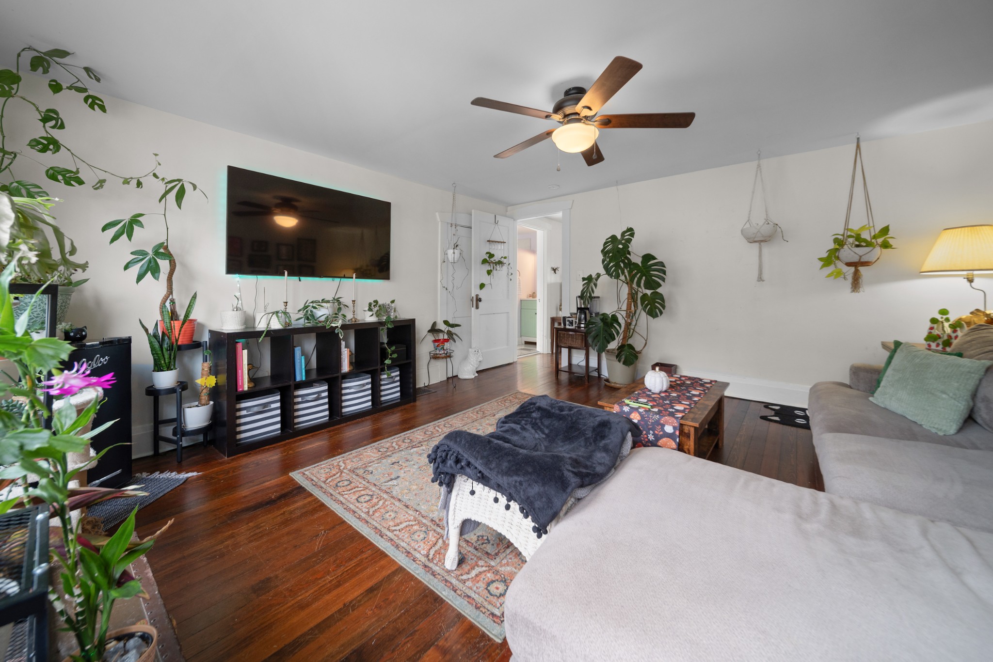 610 5th Ave, W Springfield TN 37172