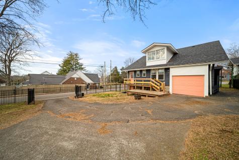 610 5th Ave, W Springfield TN 37172
