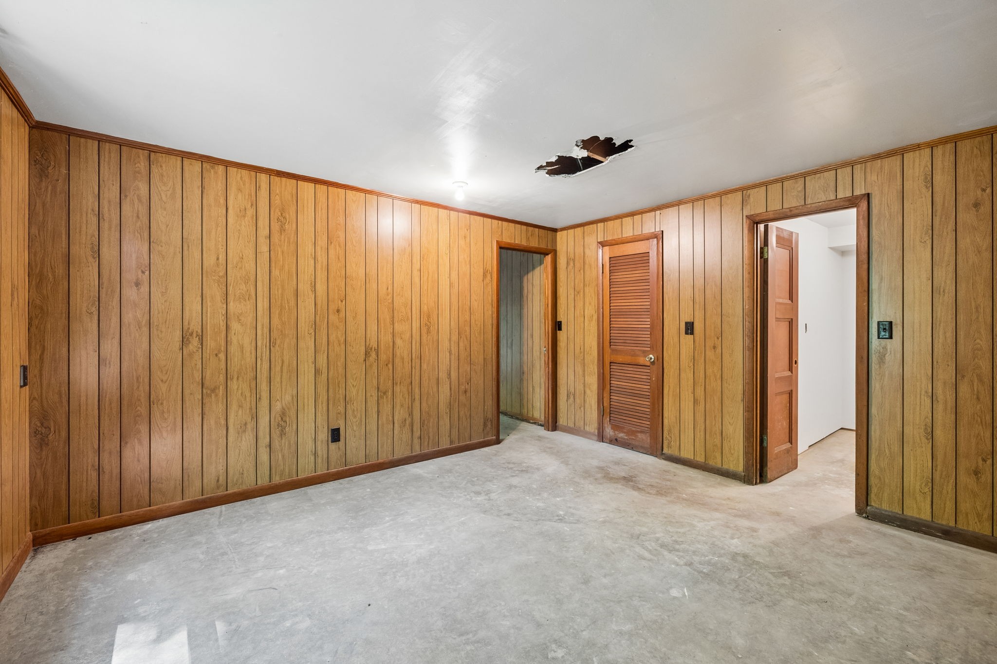 467 Sandy Road Dover TN 37058
