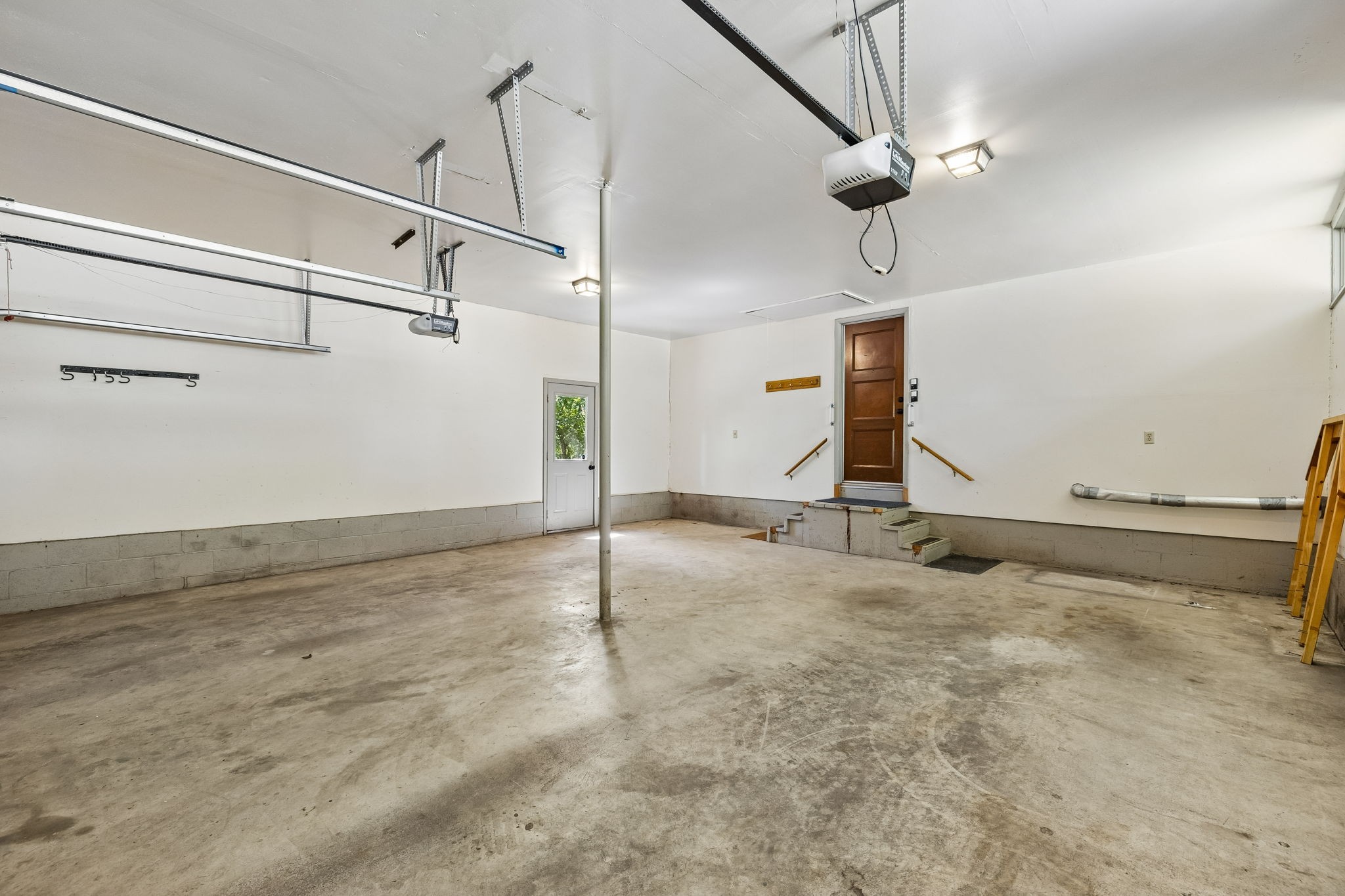 467 Sandy Road Dover TN 37058