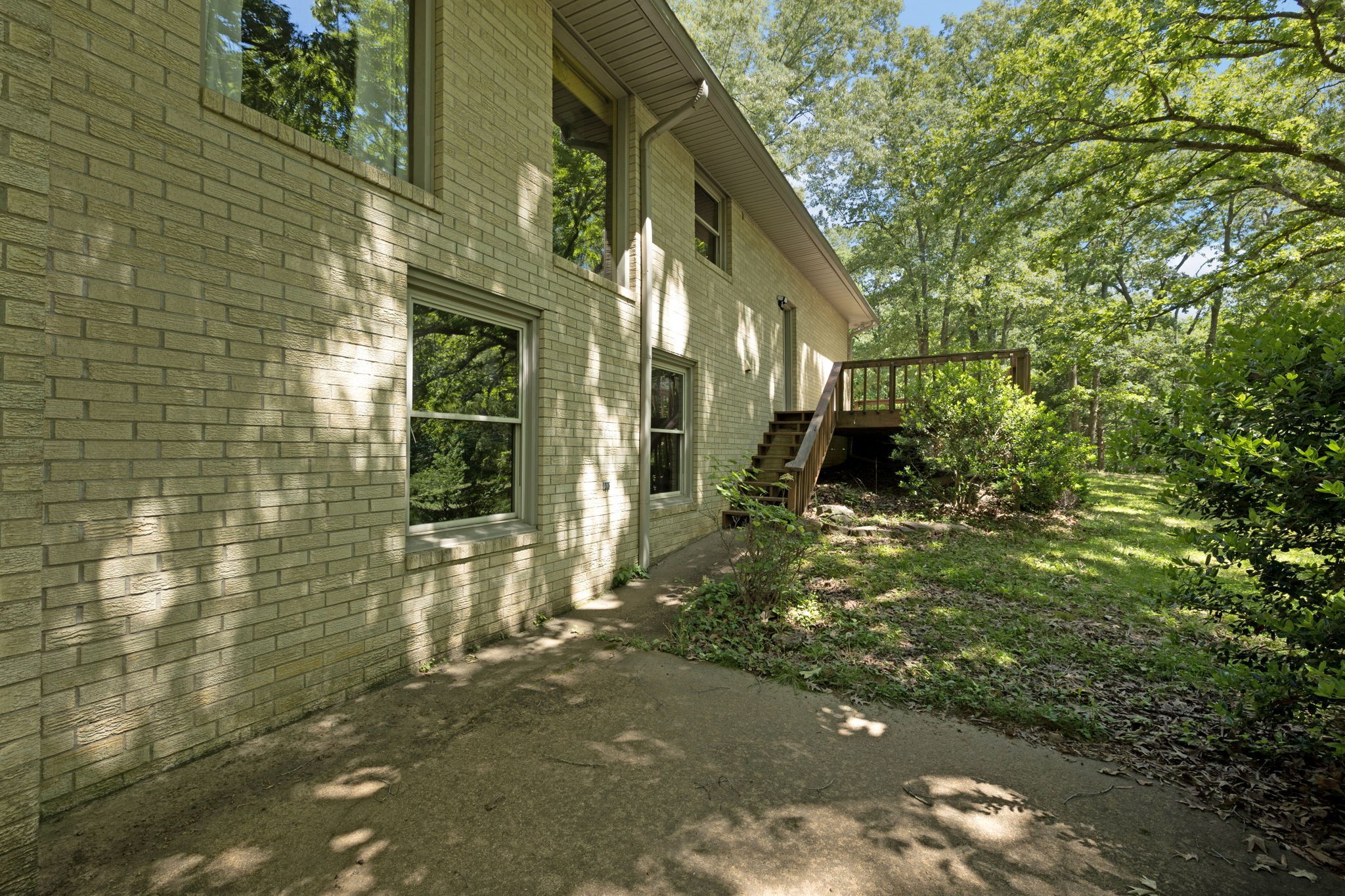 467 Sandy Road Dover TN 37058