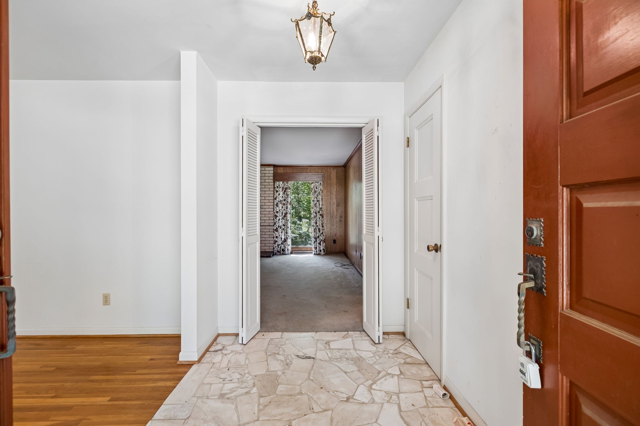 467 Sandy Road Dover TN 37058