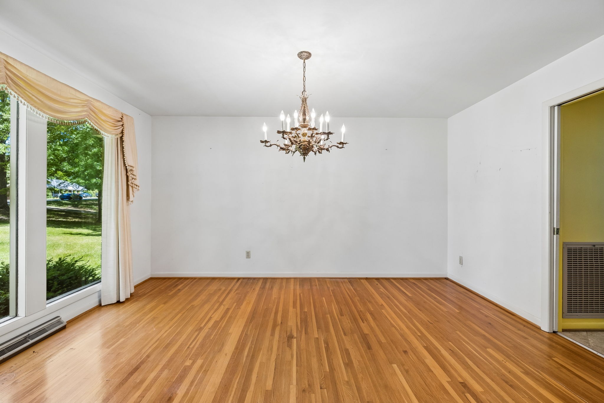467 Sandy Road Dover TN 37058