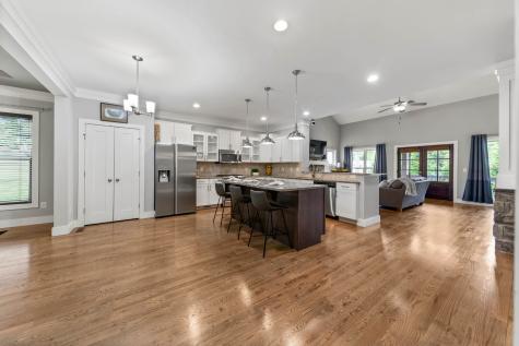 318 Old Mount Juliet Road, S Mount Juliet TN 37122
