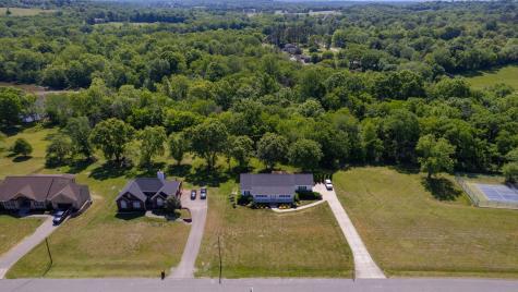 1909 Pointe Barton Drive Lebanon TN 37087