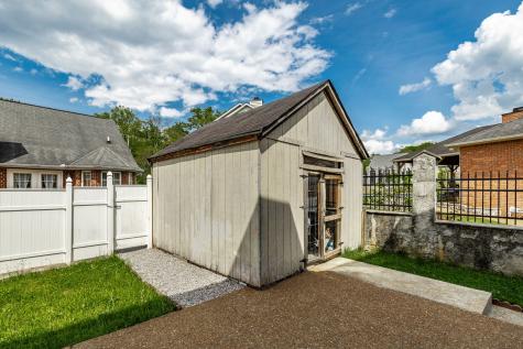 1809 Timber Grove Nashville TN 37214