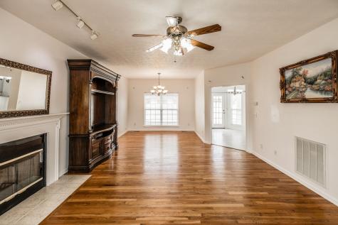 1809 Timber Grove Nashville TN 37214