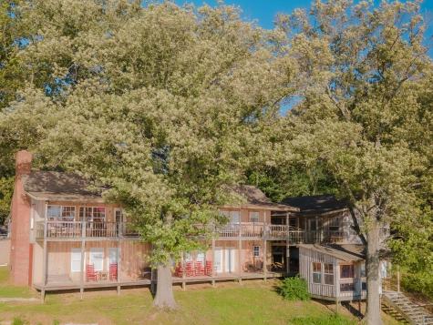 9395 Greenbriar Road Waverly TN 37185