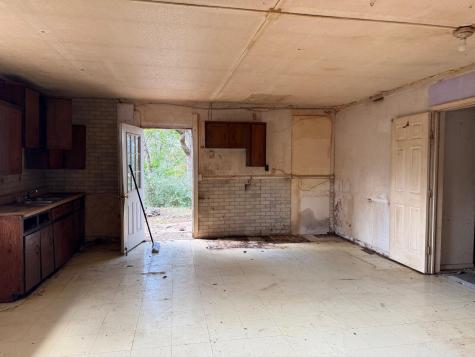 3795 Ra Griffith Highway Jasper TN 37347