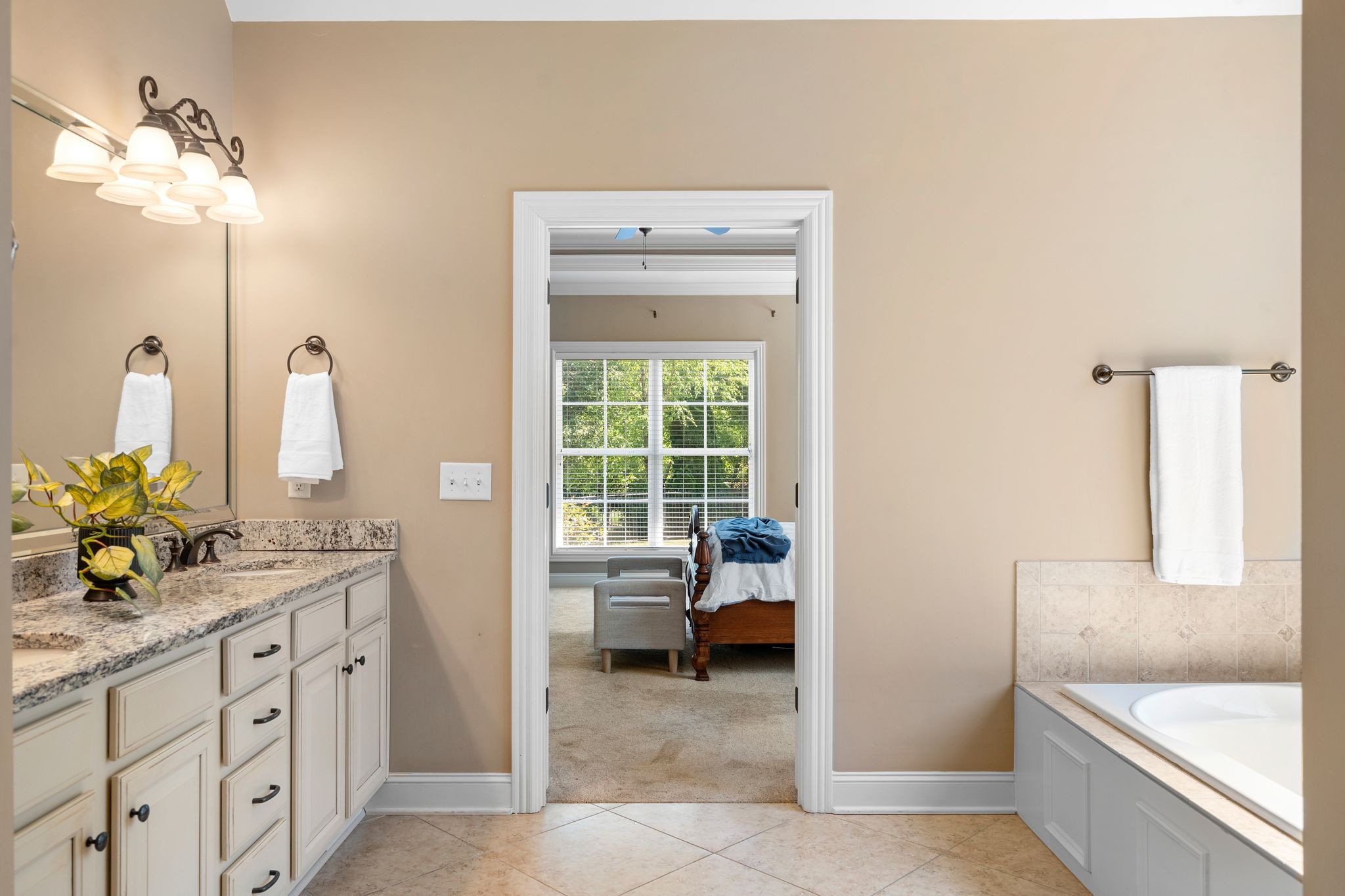 2003 Fishers Loop Spring Hill TN 37174