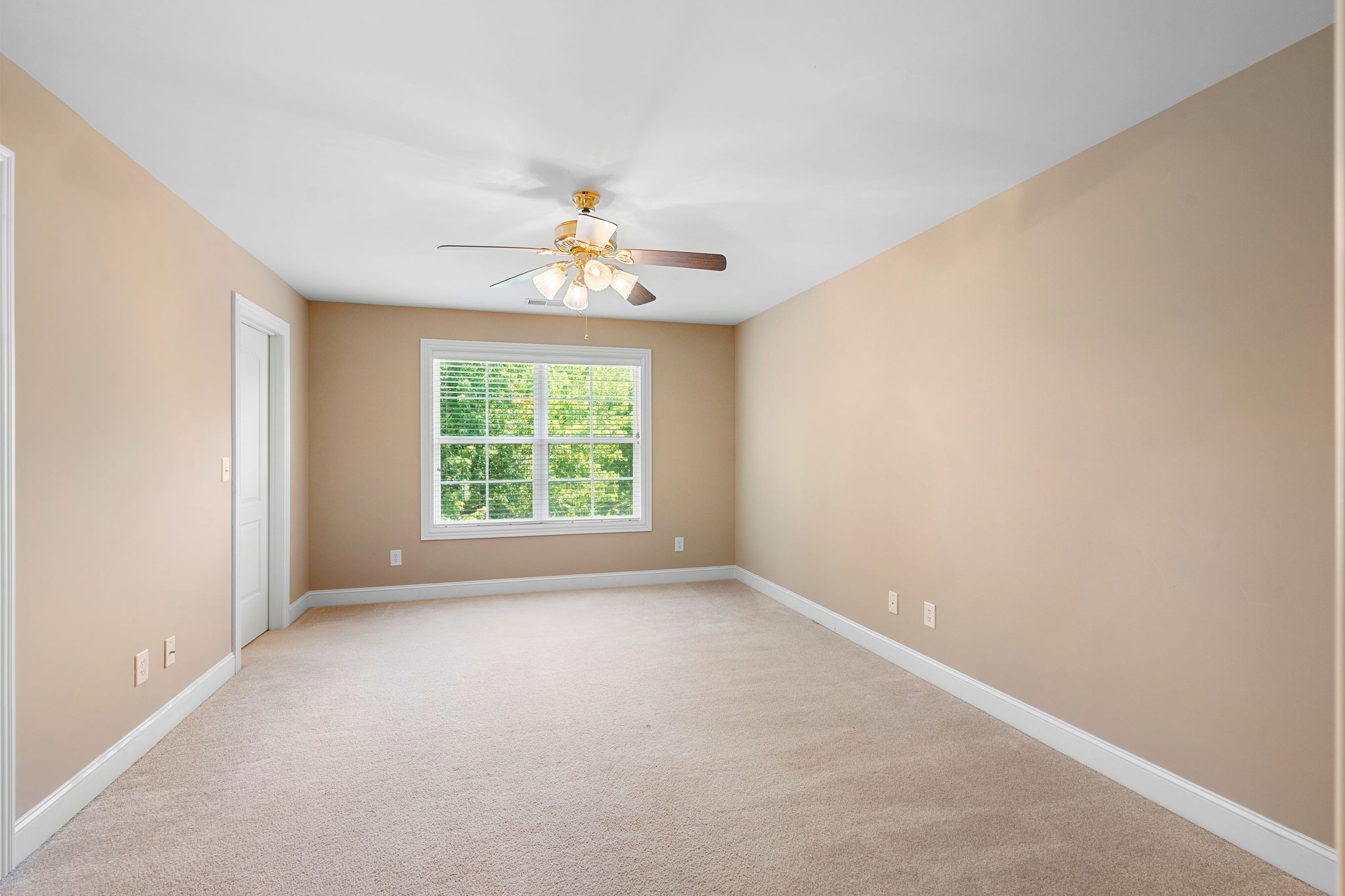 2003 Fishers Loop Spring Hill TN 37174