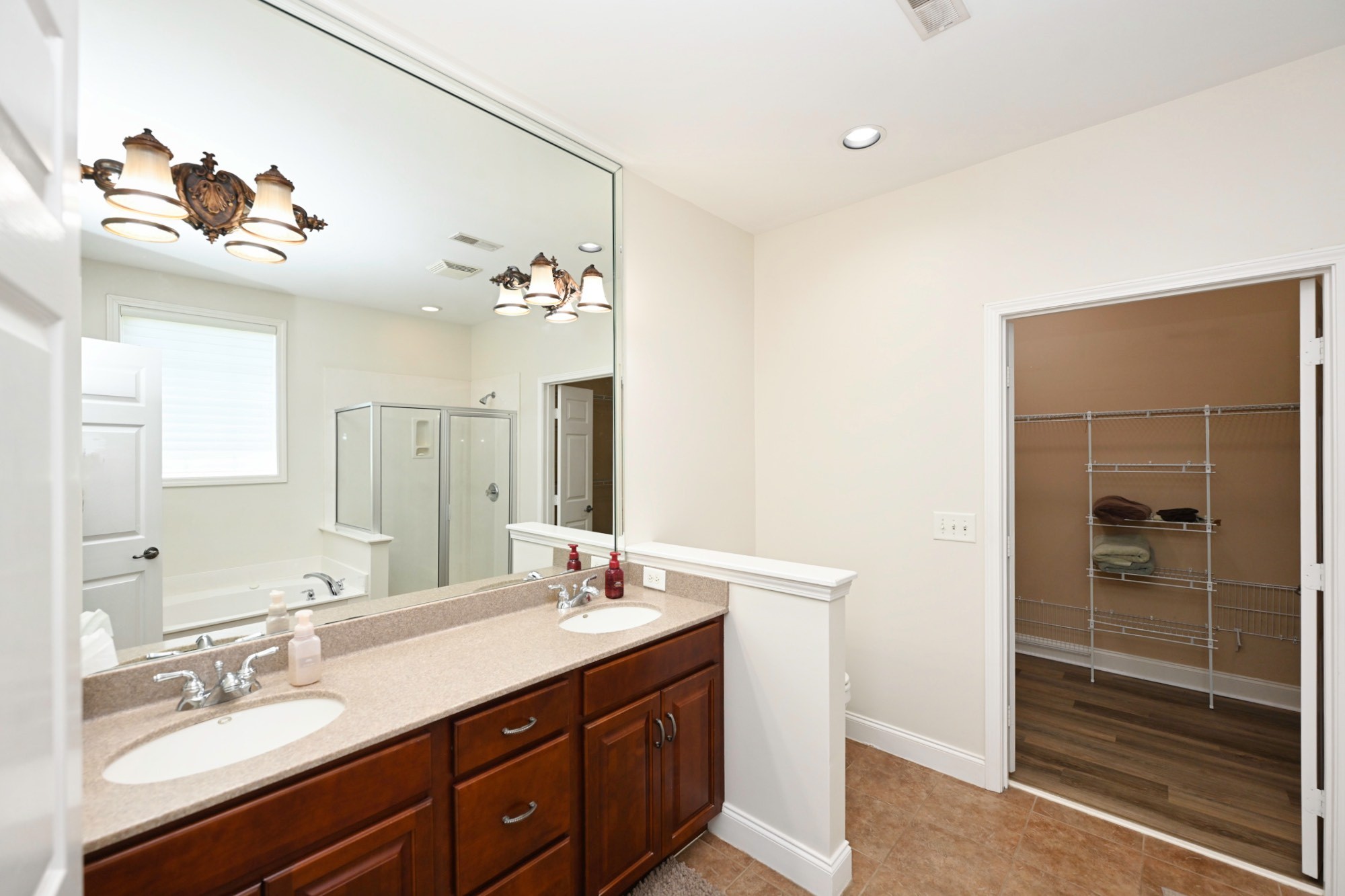 1009 Larkwood Drive Hermitage TN 37076