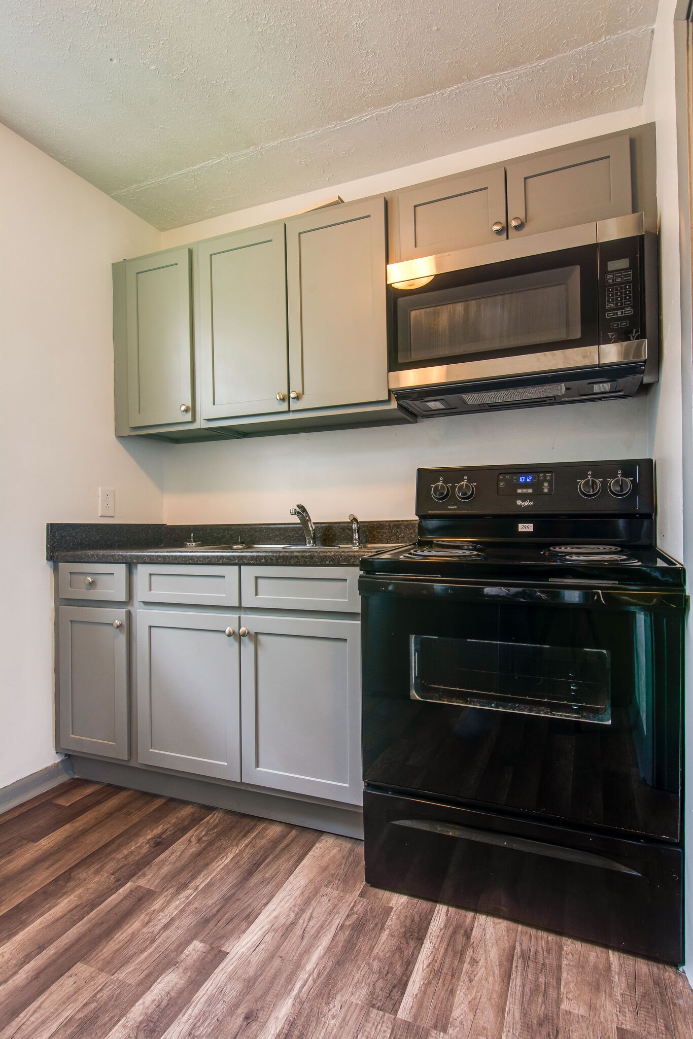1733 17th Ave, N Nashville TN 37208