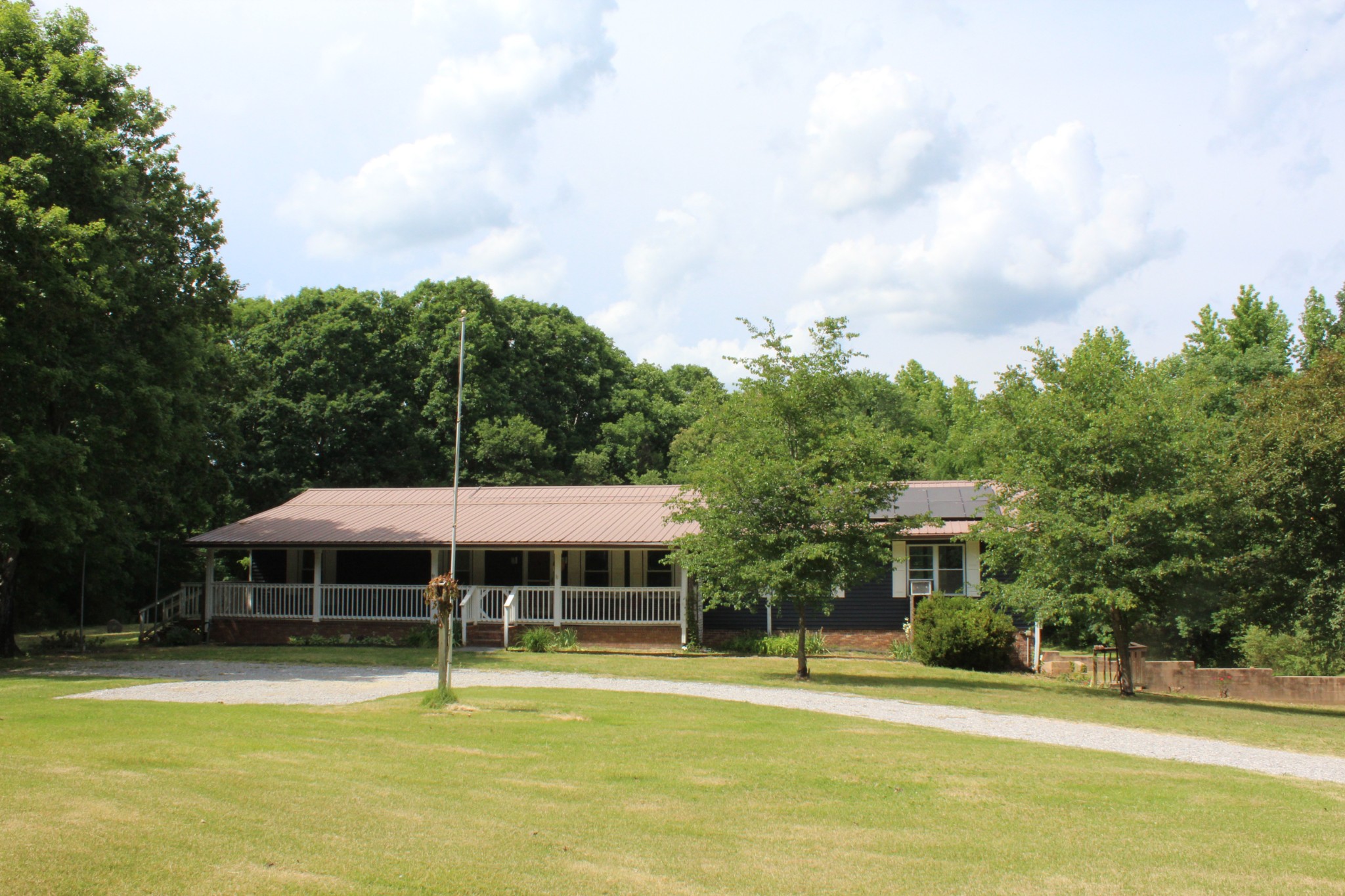 110 Towering Oaks Drive Tennessee Ridge TN 37178
