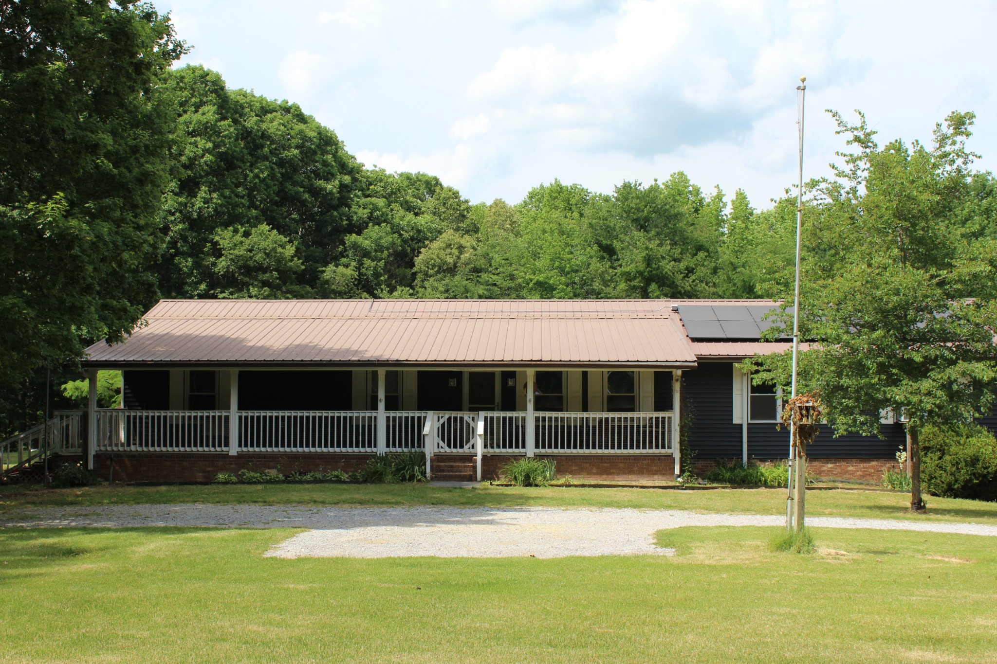 110 Towering Oaks Drive Tennessee Ridge TN 37178
