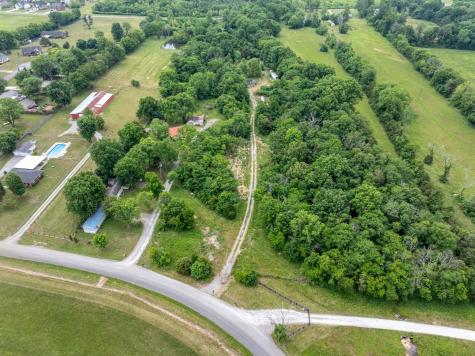 1901 Central Valley Road Murfreesboro TN 37129