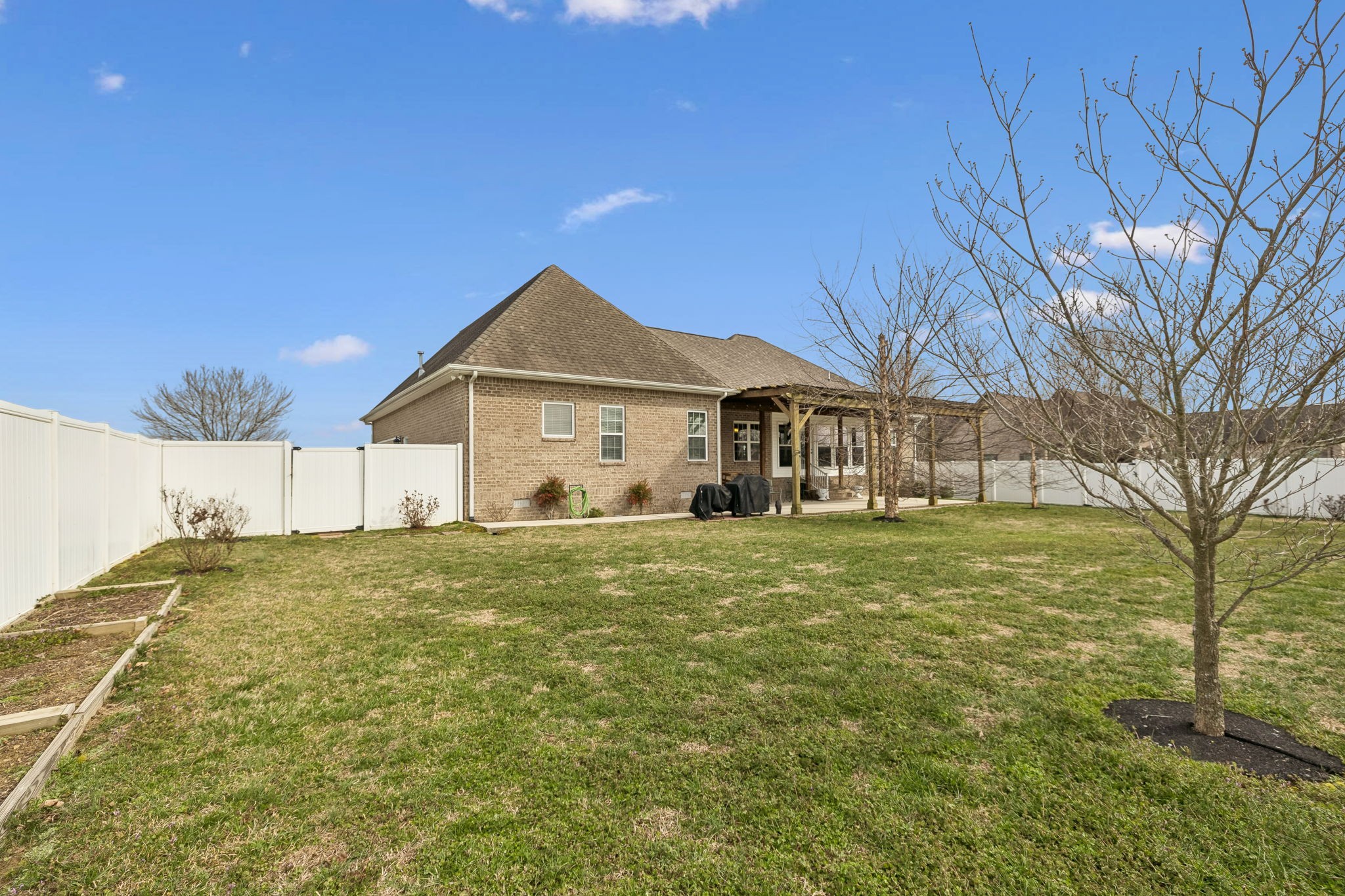 192 Hills Drive Hillsboro TN 37342