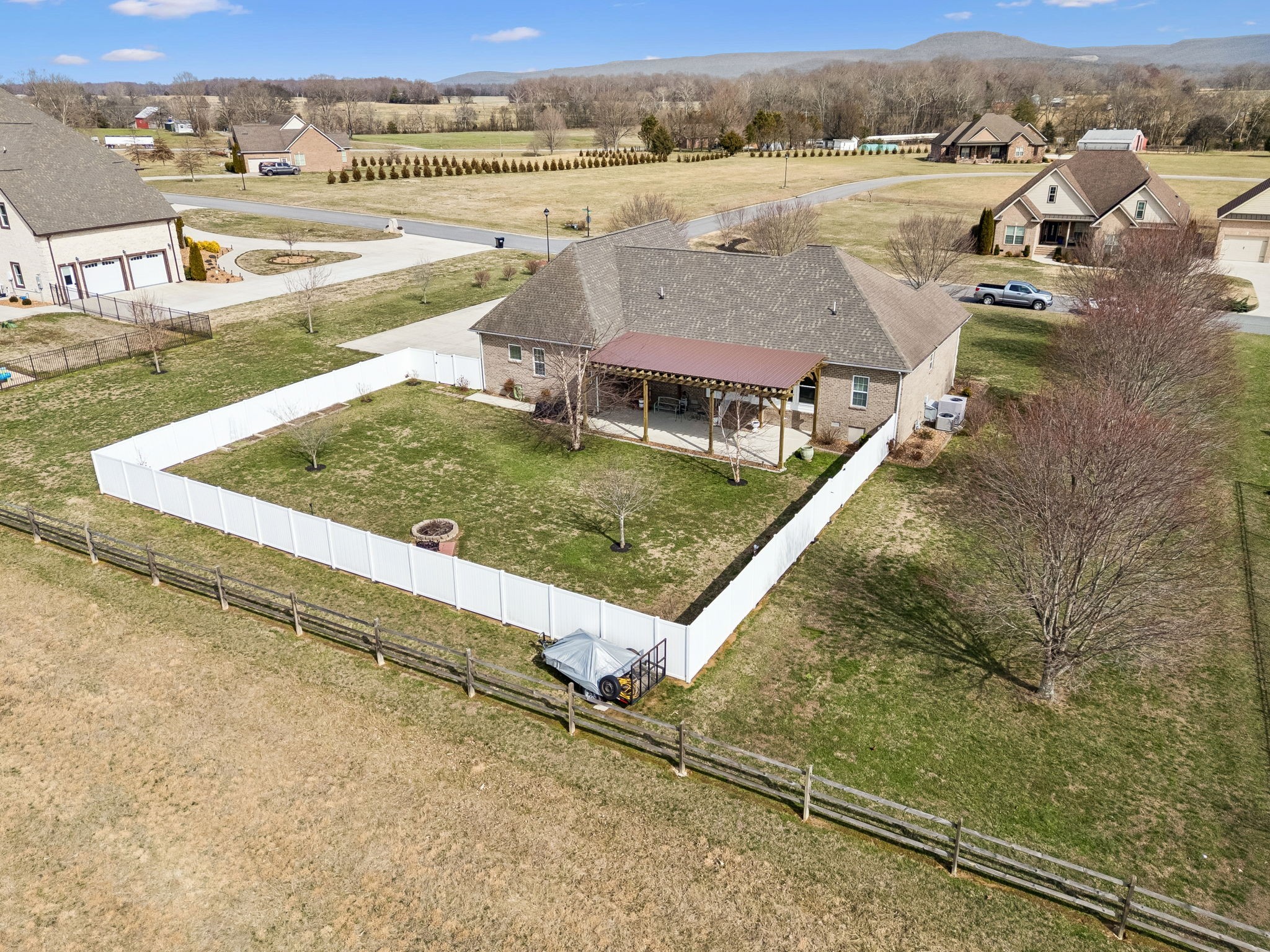 192 Hills Drive Hillsboro TN 37342