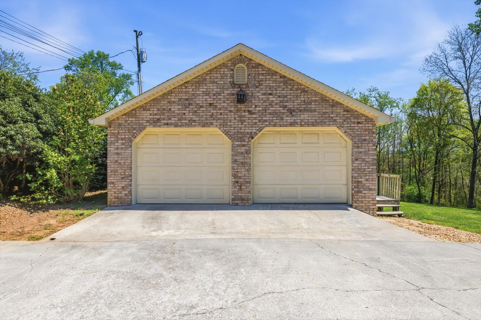 145 County Road 573 Englewood TN 37329