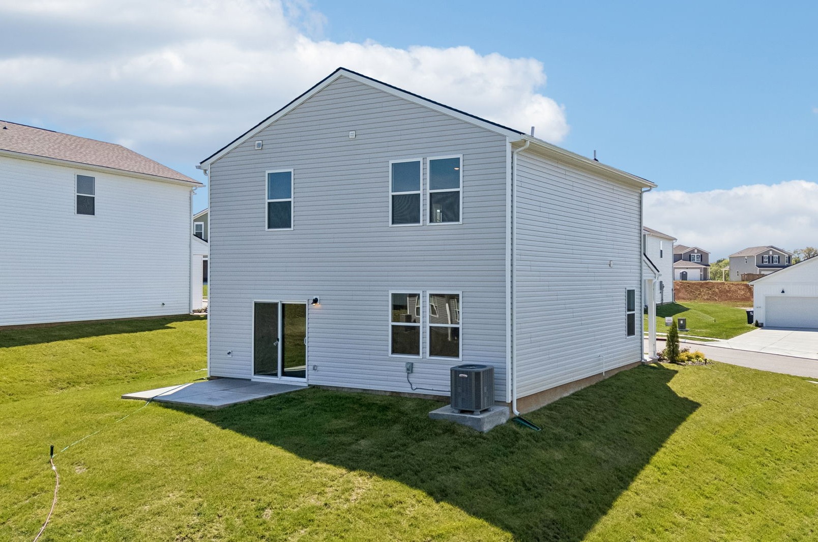 3262 Barrel Oak Pass Columbia TN 38401