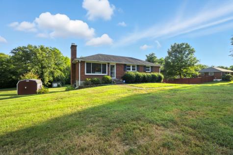 904 Woods Lake Drive Madison TN 37115