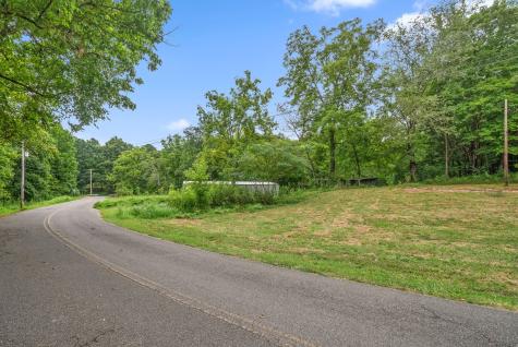 5675 Hodges Road Cunningham TN 37052