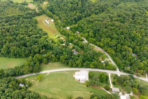 5675 Hodges Road Cunningham TN 37052