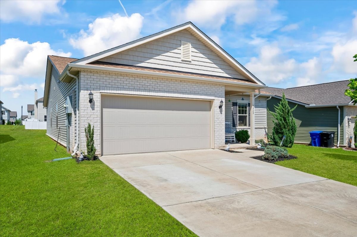 2929 Hen Brook Drive Columbia TN 38401