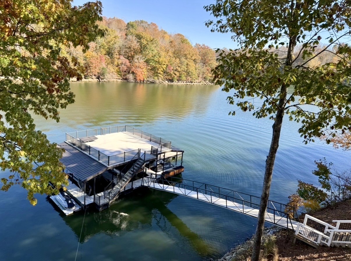 351 Coopers Cove Lynchburg TN 37352