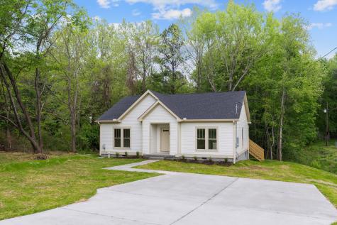 1125 Allen Road Burns TN 37029