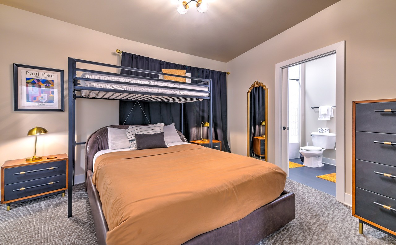 2704 Clifton Avenue Nashville TN 37209