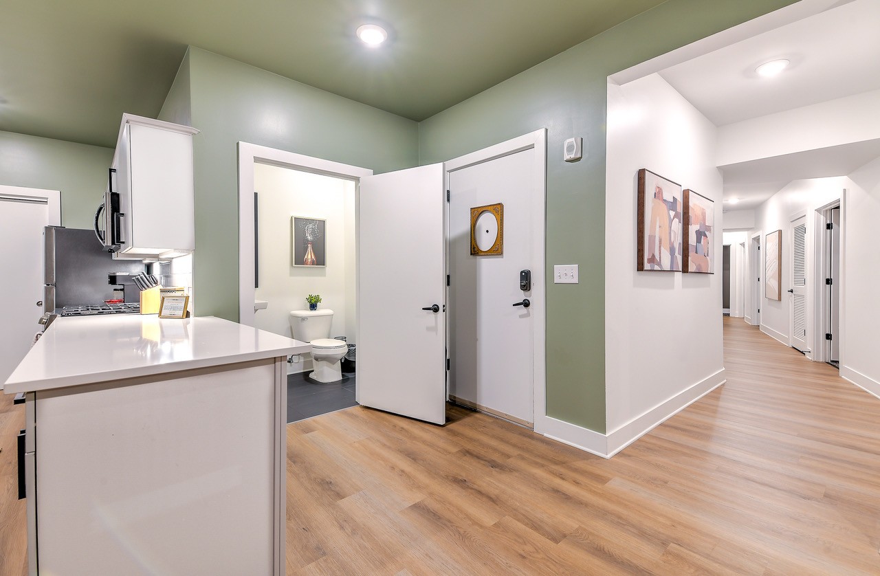 2704 Clifton Avenue Nashville TN 37209