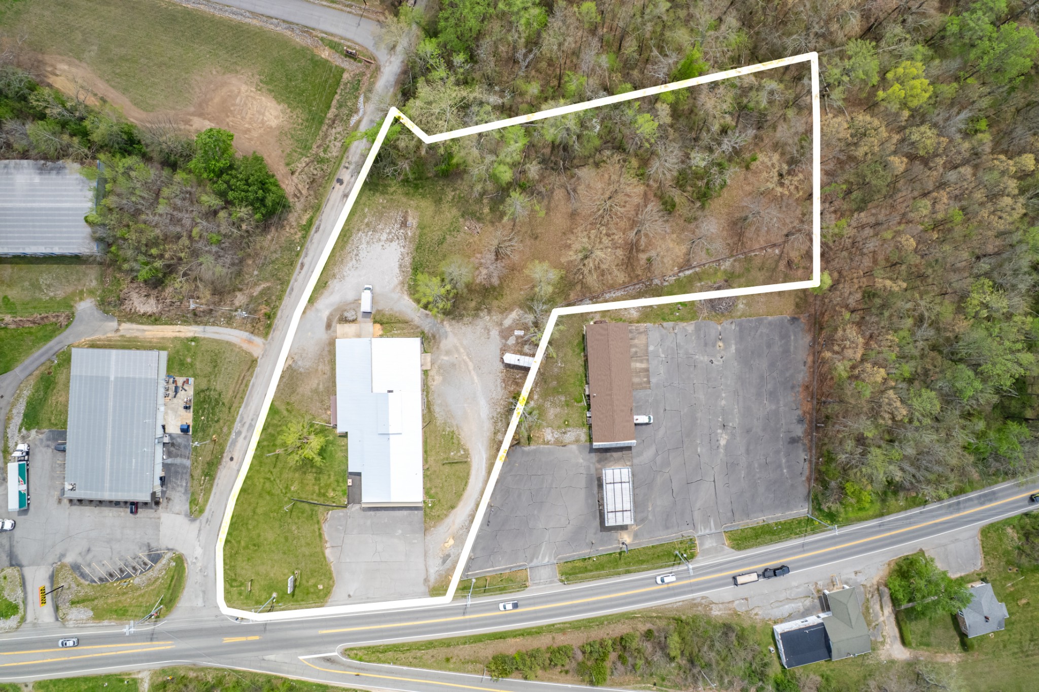 5128 Highway 100 Lyles TN 37098