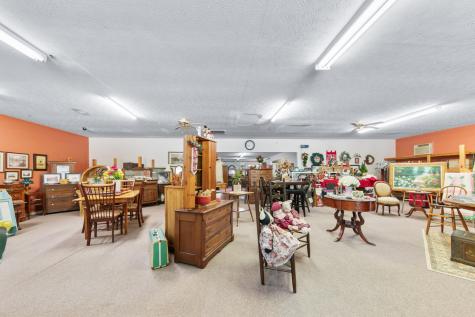 5128 Highway 100 Lyles TN 37098