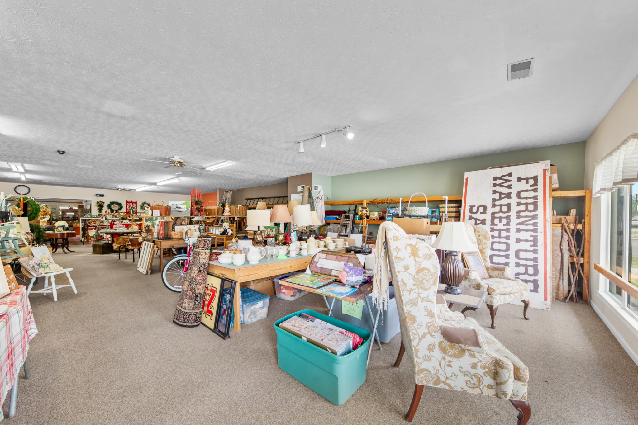 5128 Highway 100 Lyles TN 37098