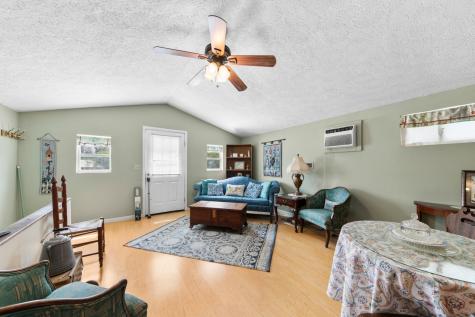 5128 Highway 100 Lyles TN 37098