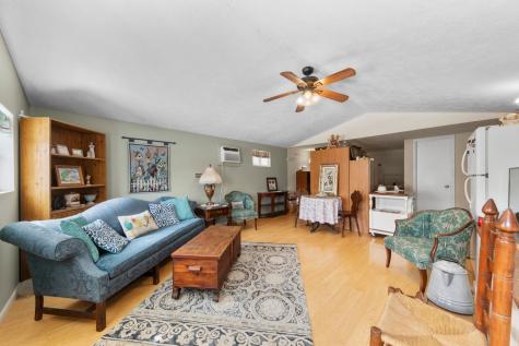 5128 Highway 100 Lyles TN 37098