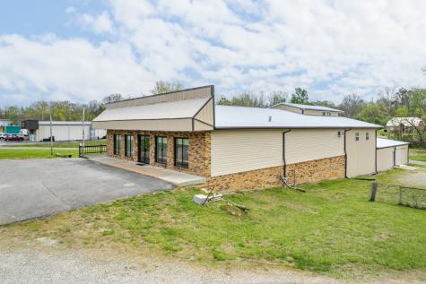 5128 Highway 100 Lyles TN 37098