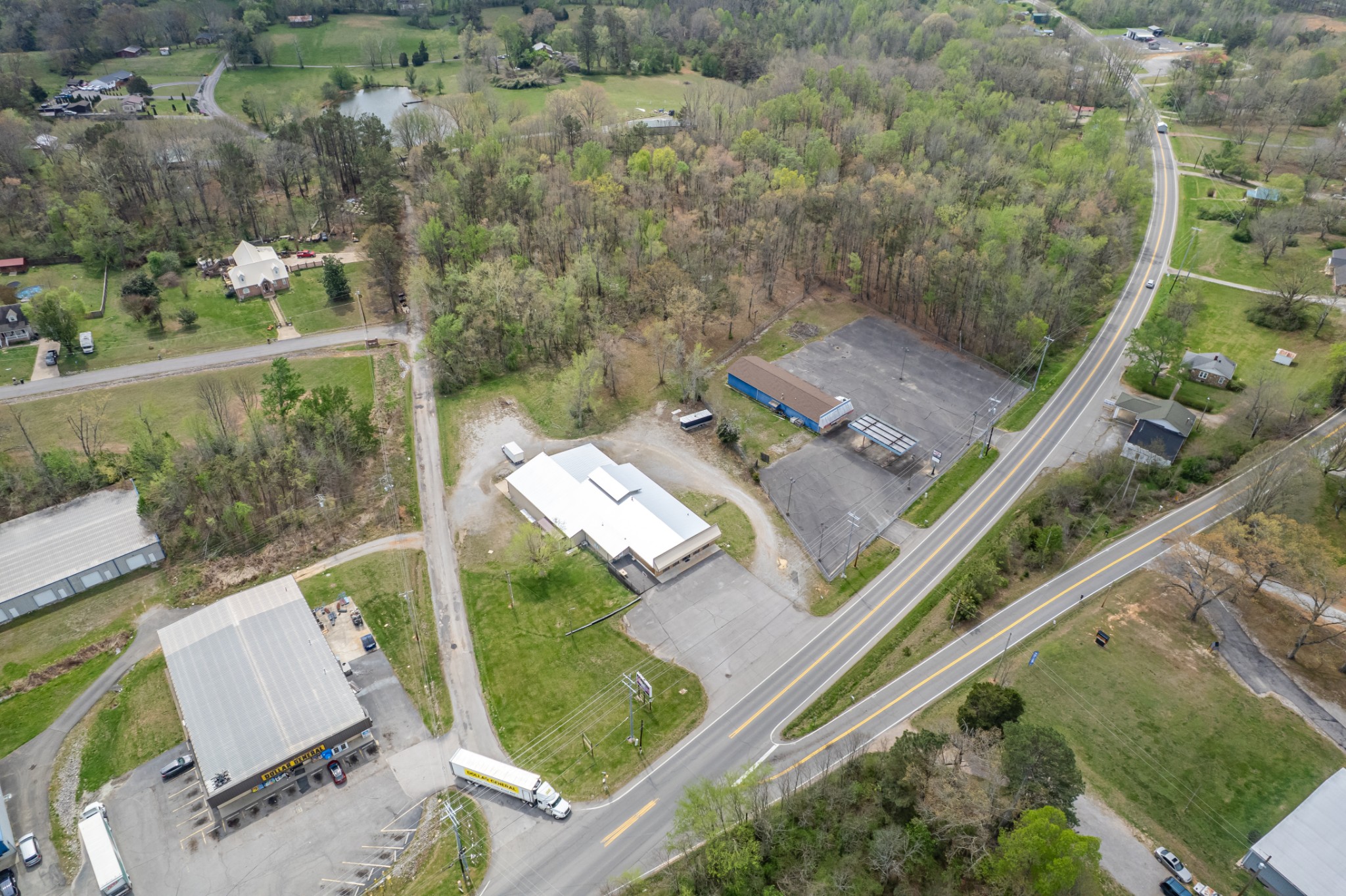 5128 Highway 100 Lyles TN 37098