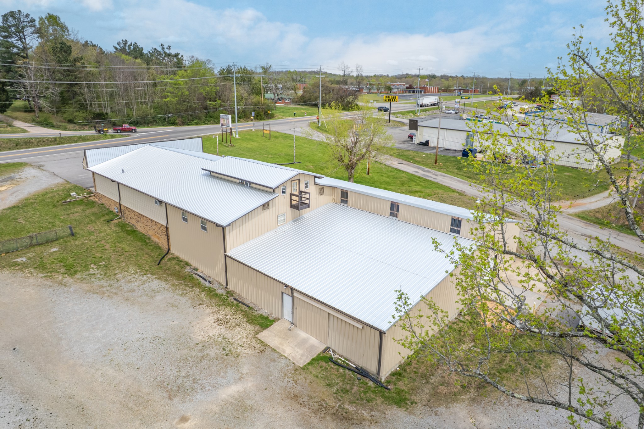 5128 Highway 100 Lyles TN 37098