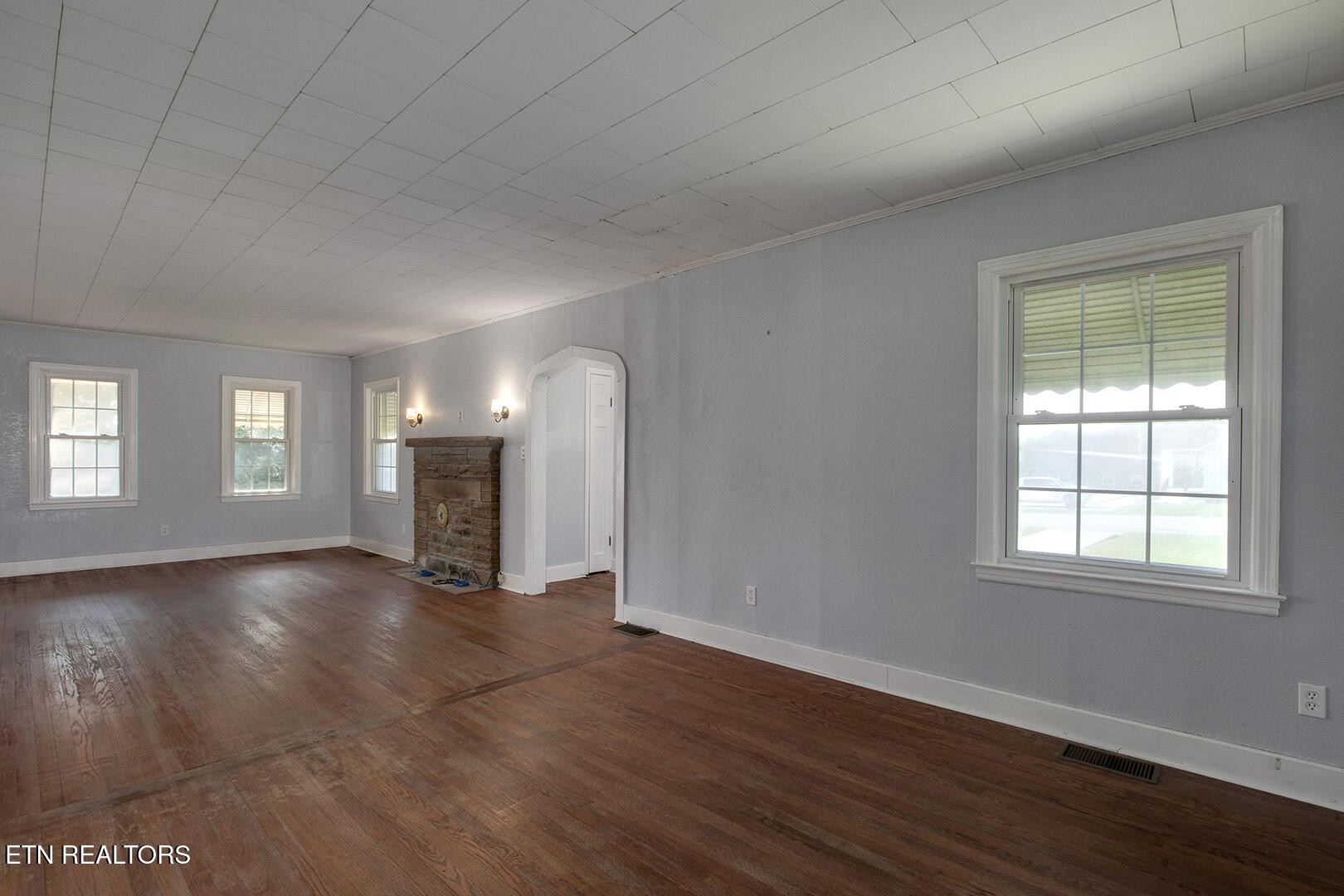 522 Court Street Wartburg TN 37887