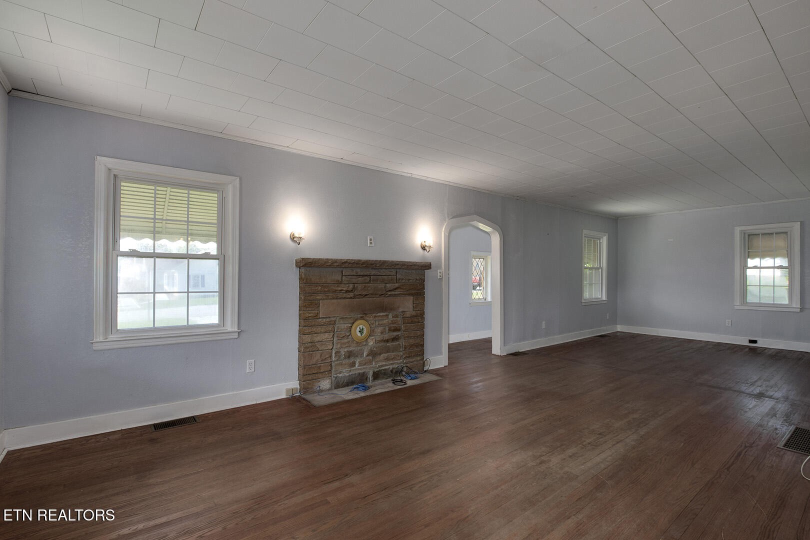 522 Court Street Wartburg TN 37887
