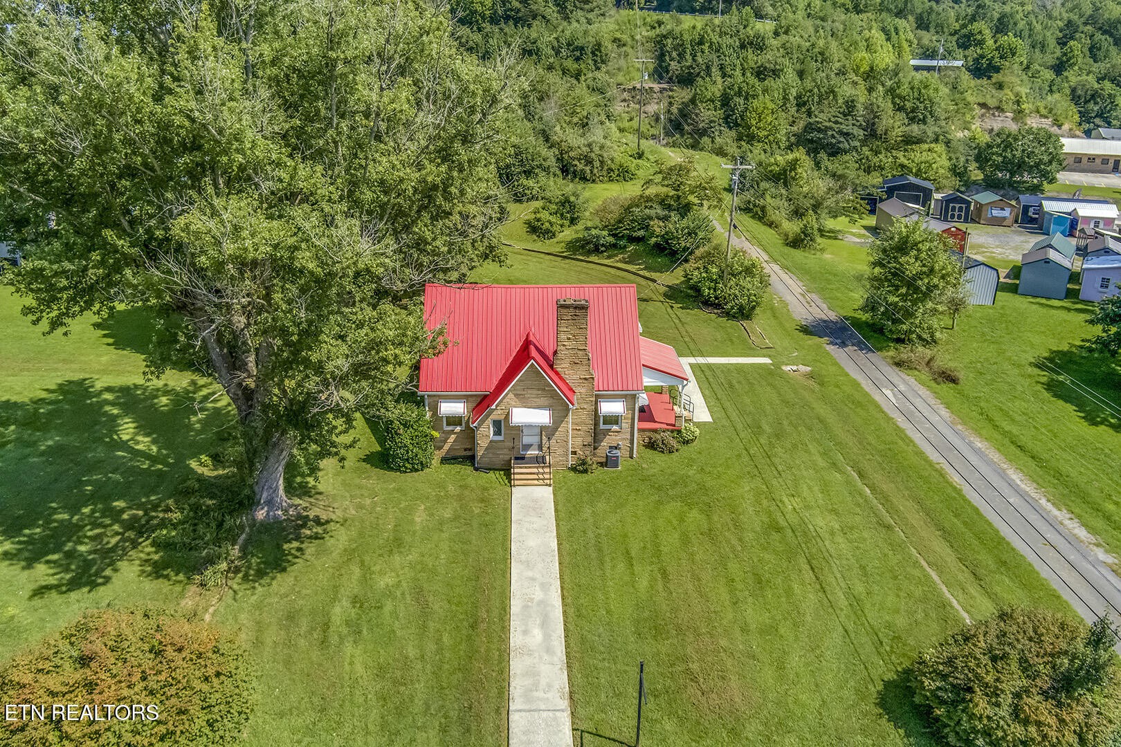 522 Court Street Wartburg TN 37887