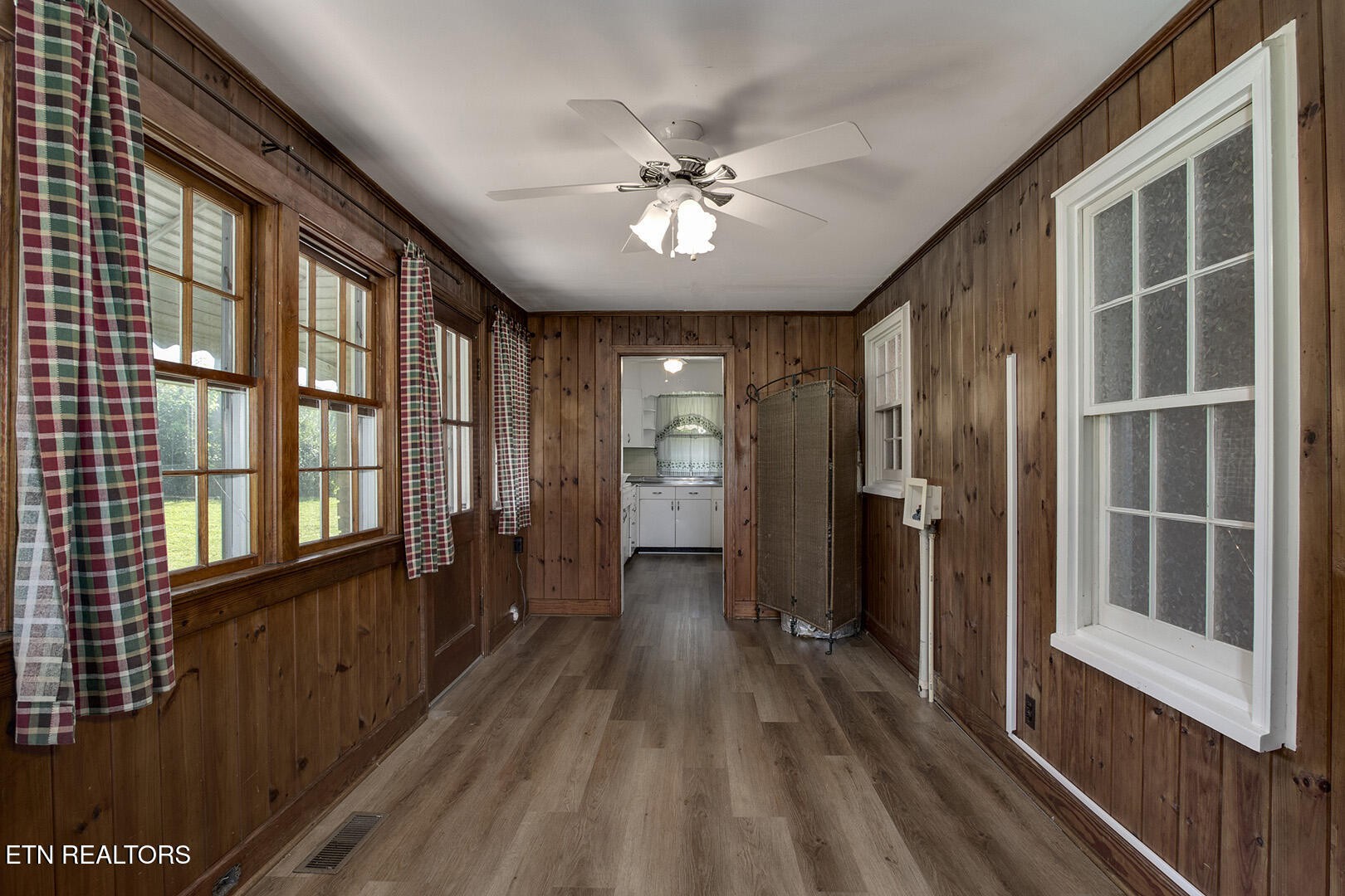 522 Court Street Wartburg TN 37887