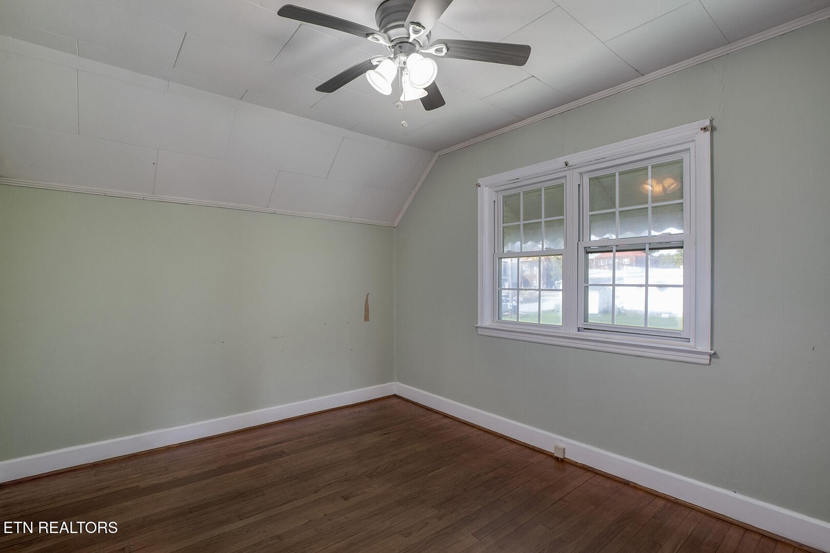 522 Court Street Wartburg TN 37887