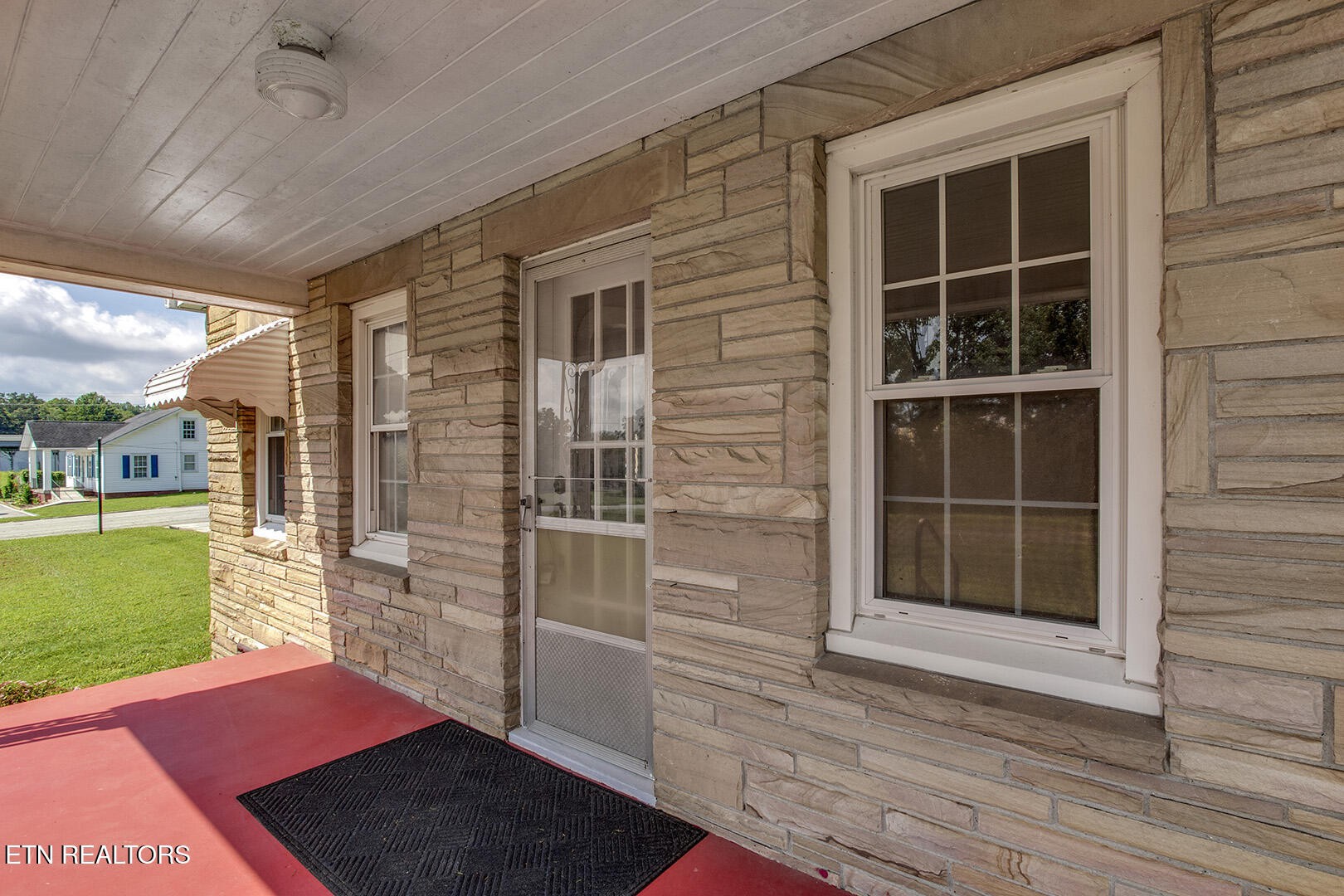 522 Court Street Wartburg TN 37887