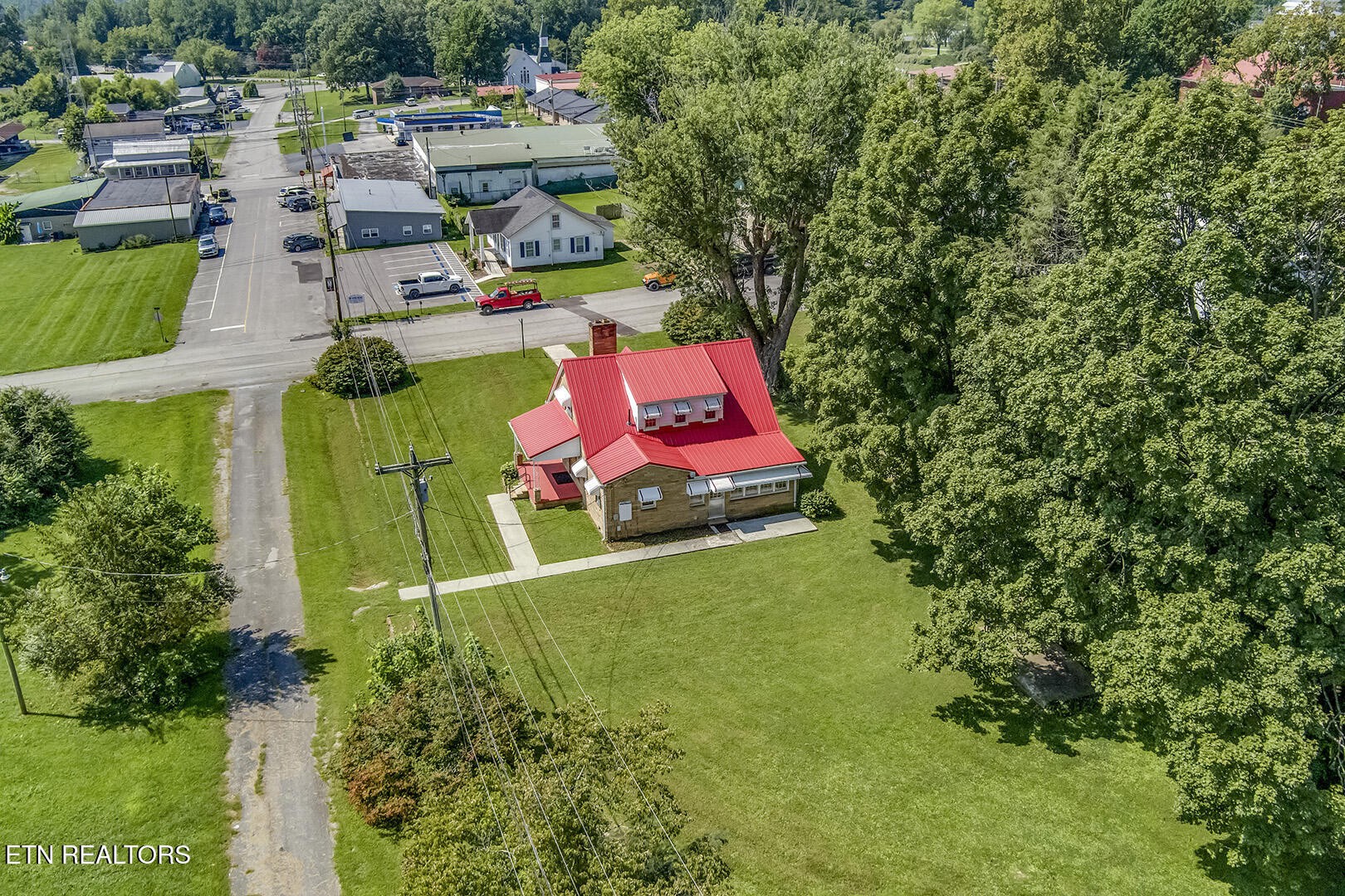 522 Court Street Wartburg TN 37887