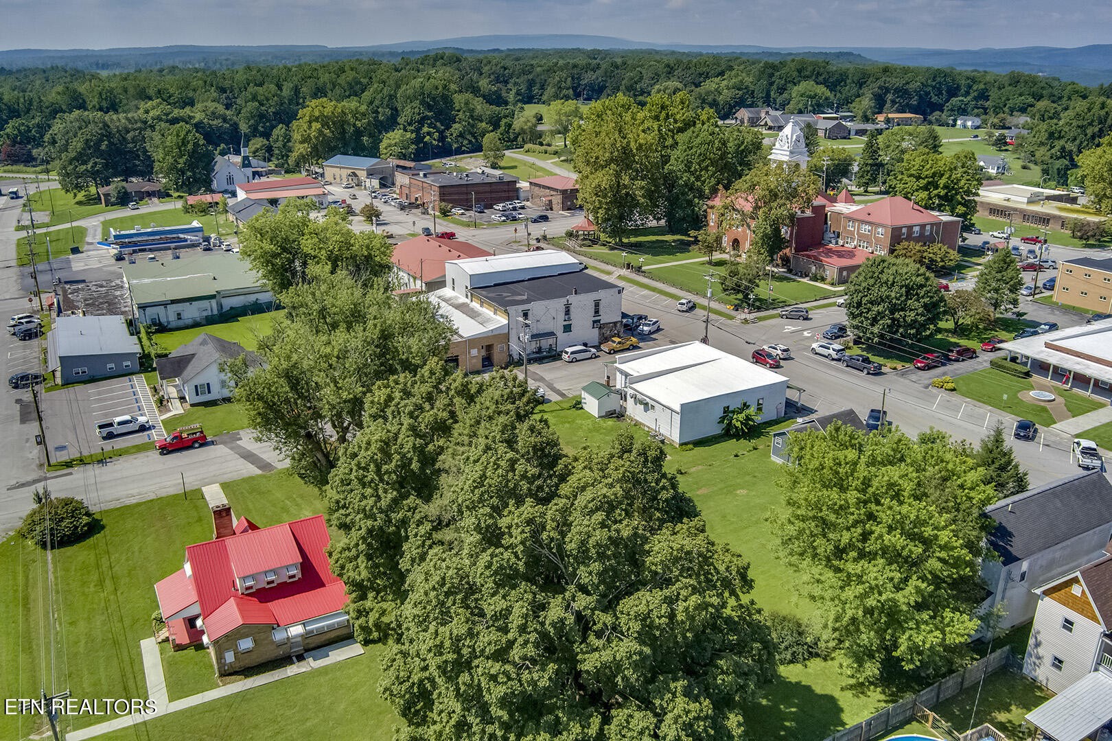 522 Court Street Wartburg TN 37887